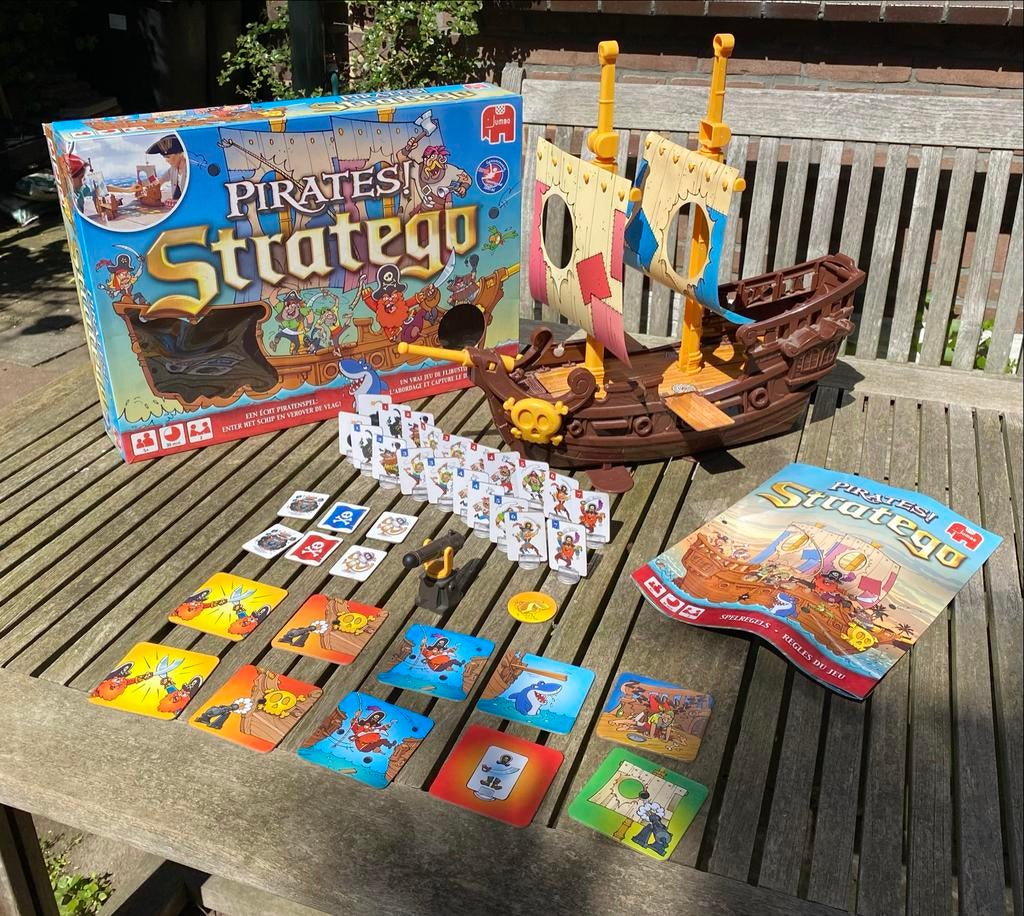 Pirates! Stratego Bordspel - Jumbo - Compleet, Een of twee spelers, Ophalen of Verzenden, Zo goed als nieuw