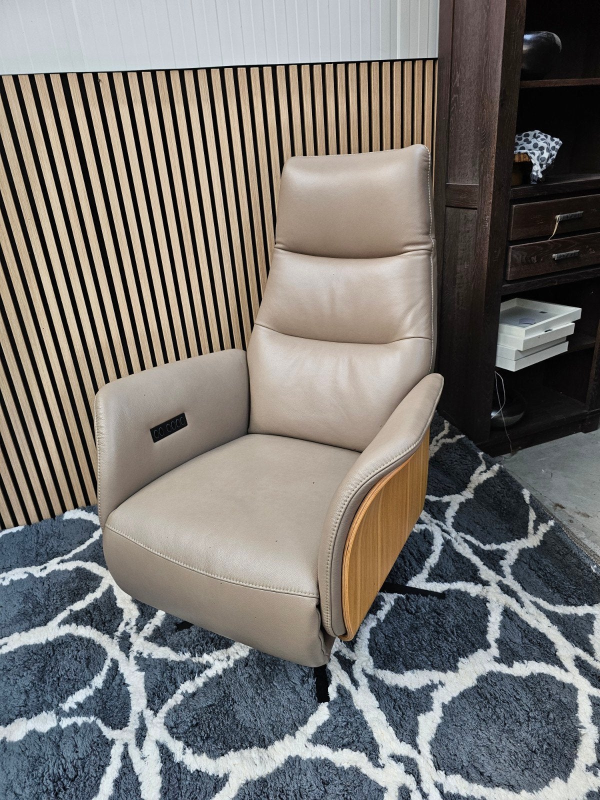 Torres Luxe Sta-op Stoel / Relaxfauteuil - Echt Leder, Ophalen, Zitwereld, Zitwereld, Roden
