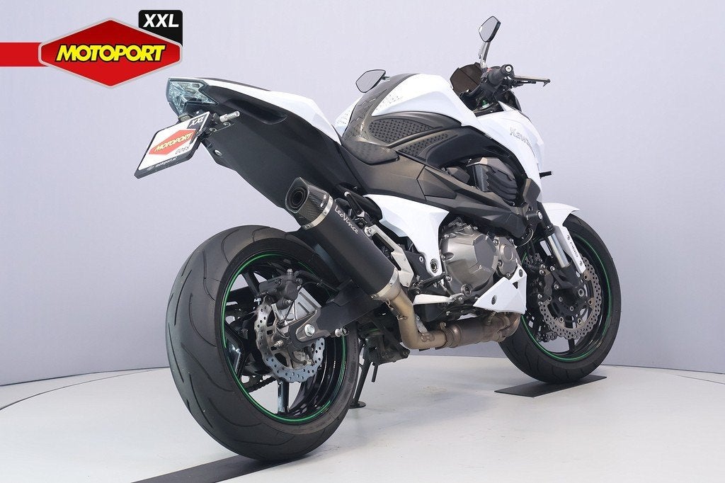 Kawasaki Z800 ABS, Bedrijf, Naked bike