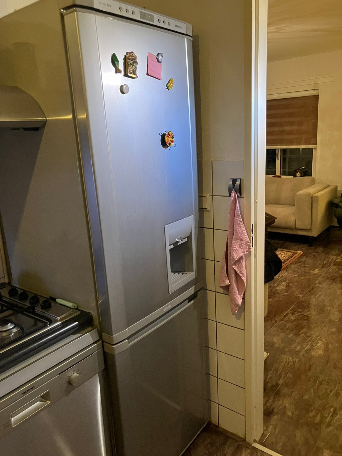 Samsung Koelkast met Vriezer en Waterdispenser, Witgoed en Apparatuur, Koelkasten en IJskasten, Gebruikt, 200 liter of meer, 60 cm of meer