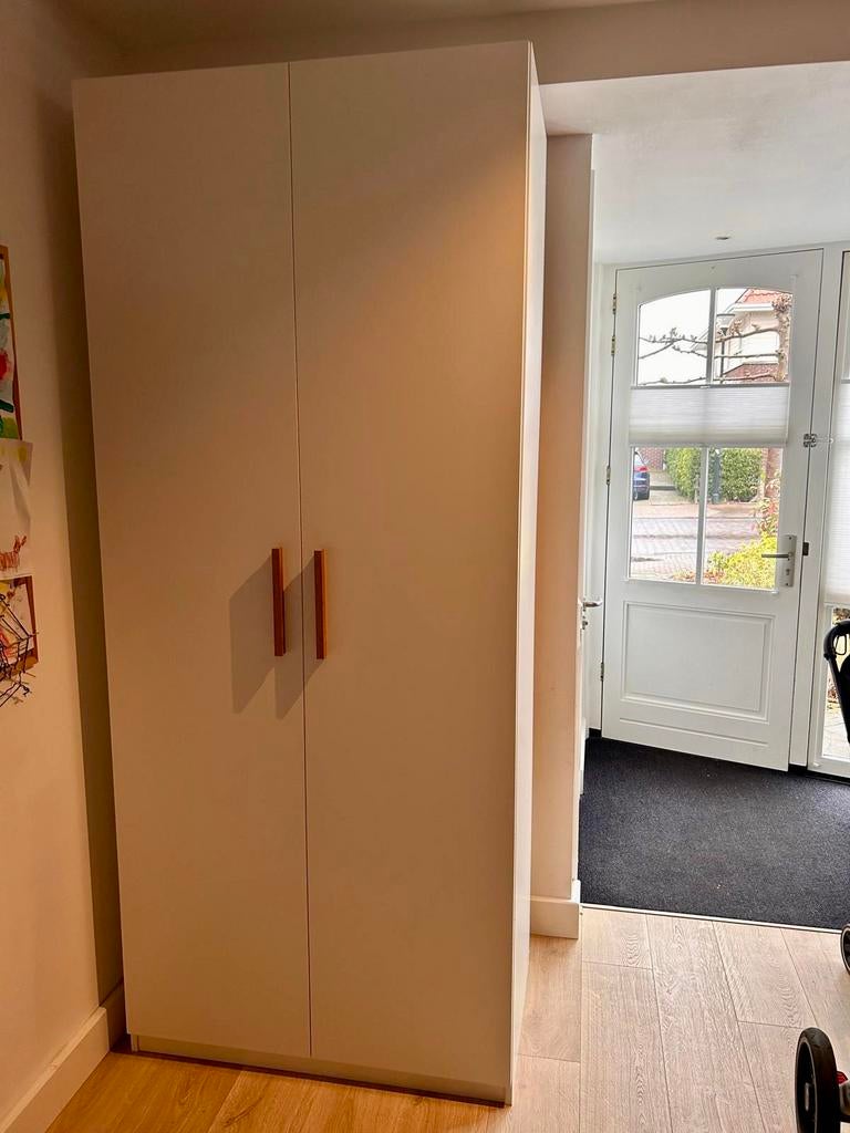 Dubbeldeurs pax IKEA kast. Wit. Incl. Meerdere accessoires!, 200 cm of meer, Modern strak, 50 tot 100 cm, Zo goed als nieuw