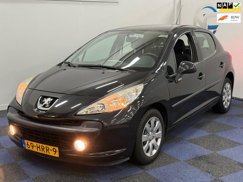 Peugeot 207 1.4 VTi Look / NAP / DEALER ONDERHOUDEN / NETTE, Voorwielaandrijving, Zwart, Origineel Nederlands, Handgeschakeld