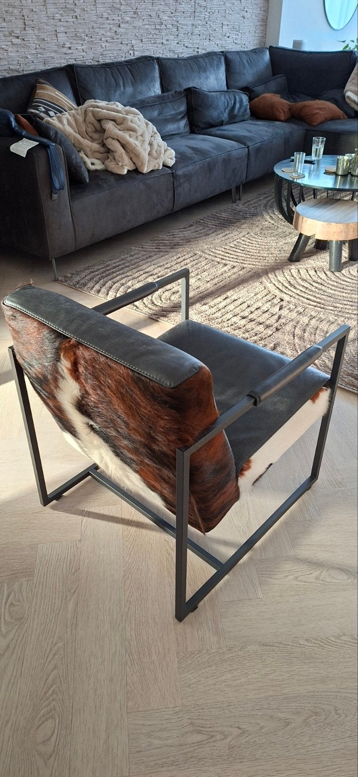 Industriële Fauteuil Leer & Koeienhuid (Het Anker), Ophalen, Zo goed als nieuw, 50 tot 75 cm, Leer