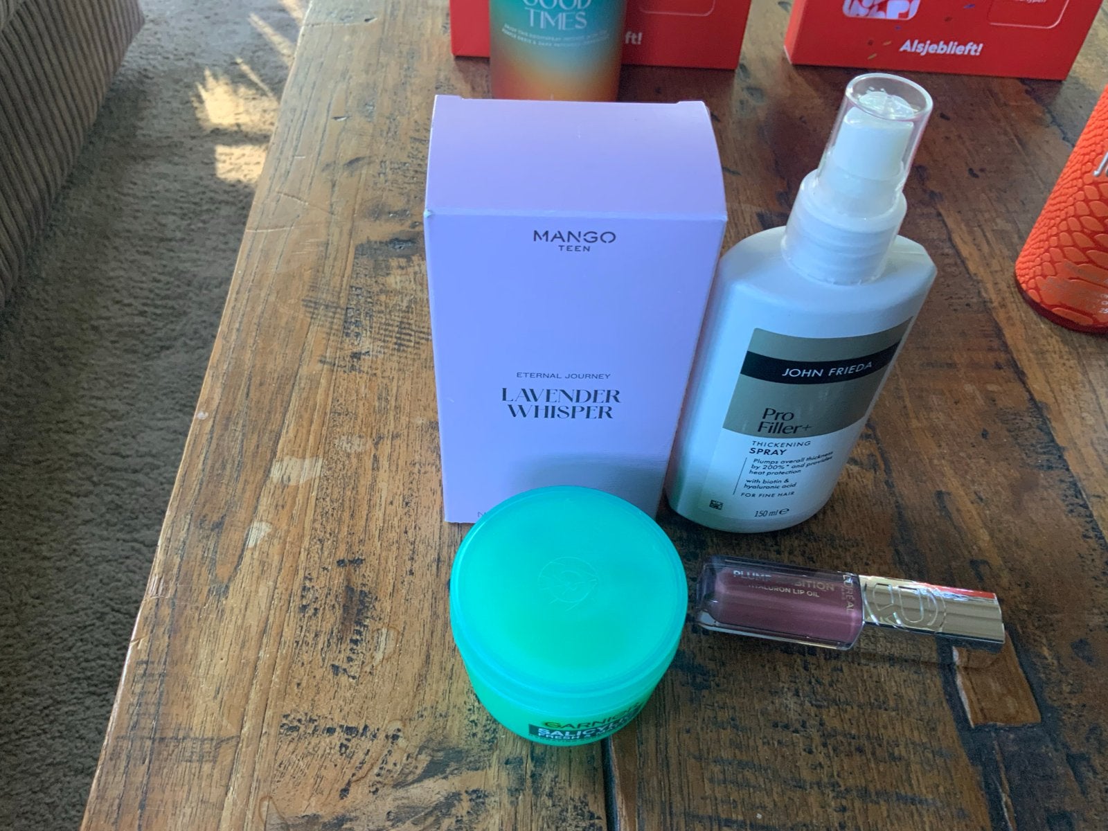 Make-up en verzorgingsproducten set, Ophalen of Verzenden, Nieuw