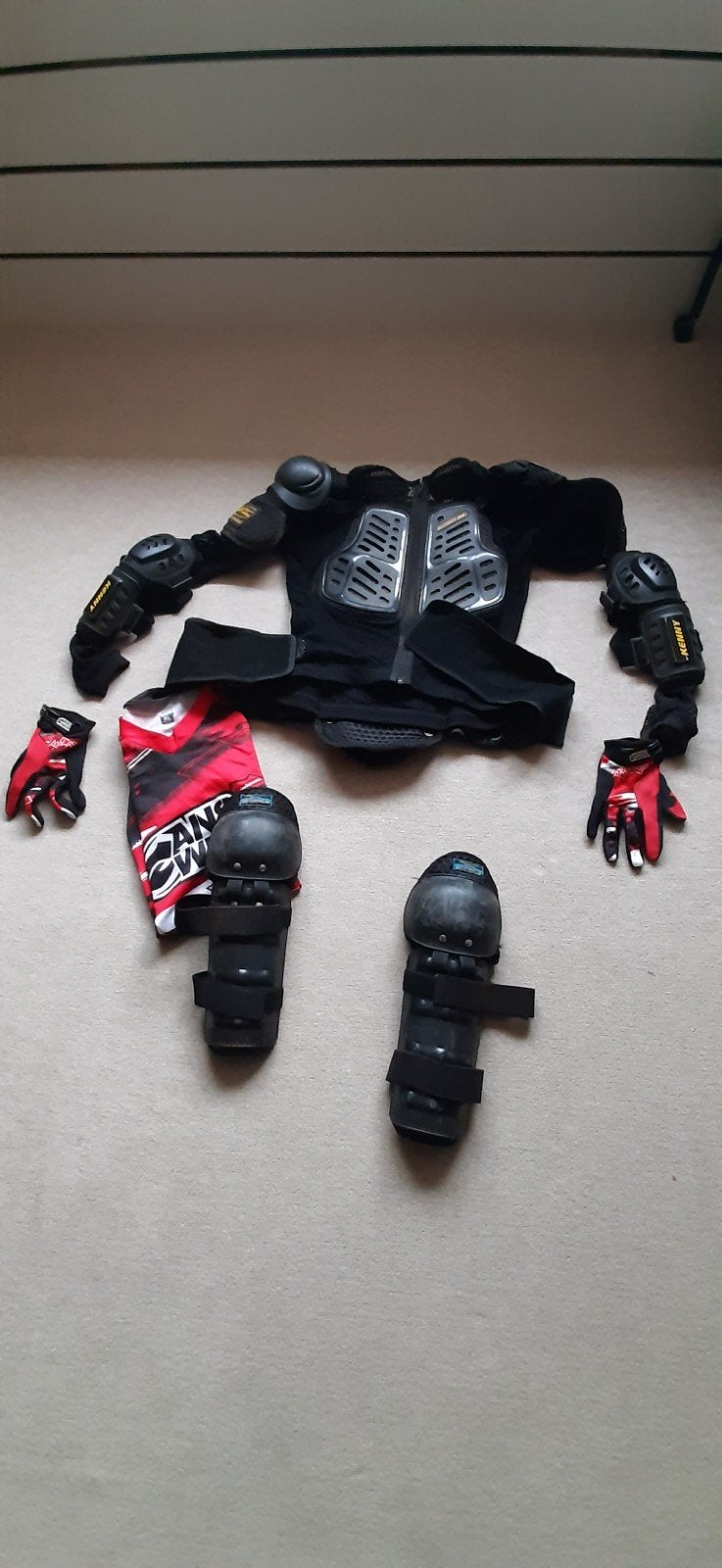 Cross motor harnas en scheenbeschermers, Motoren, Kleding | Motorkleding, Tweedehands, Ophalen of Verzenden
