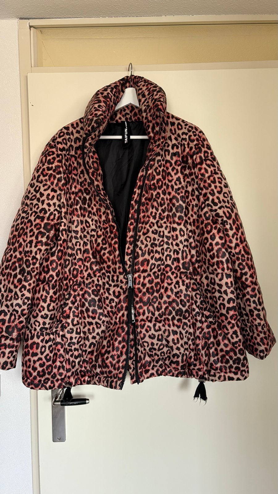Taifun winterjas met luipaardprint - Maat 46, Ophalen of Verzenden, Gedragen, Maat 46/48 (XL) of groter, Meerkleurig