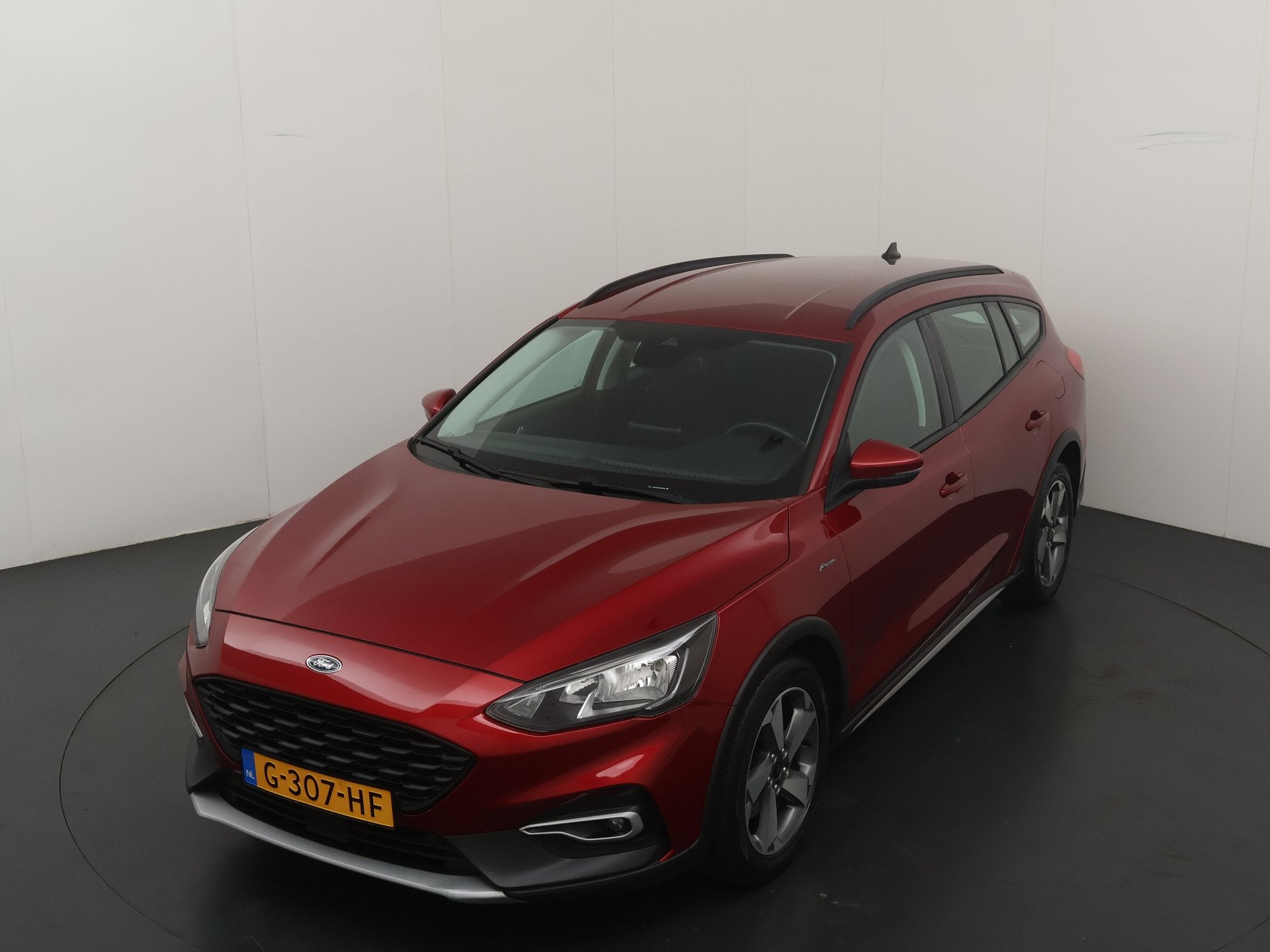 Ford FOCUS Wagon EcoBoost 125 pk Active Business | Winter Pa, 12 maanden, Stof, Gebruikt, 1283 kg