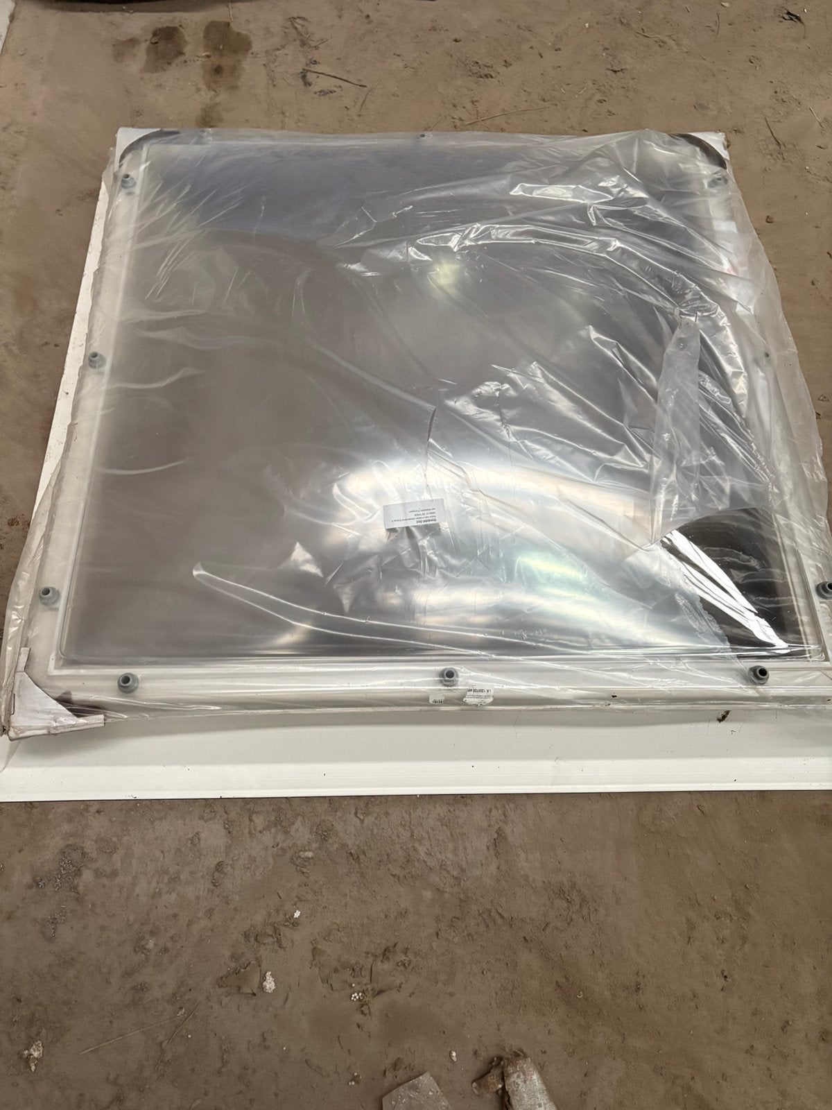 2 stuks nieuw  Licht koepel  dakraam lichtkoepel, Ophalen of Verzenden, Zo goed als nieuw, Minder dan 80 cm, Dakraam