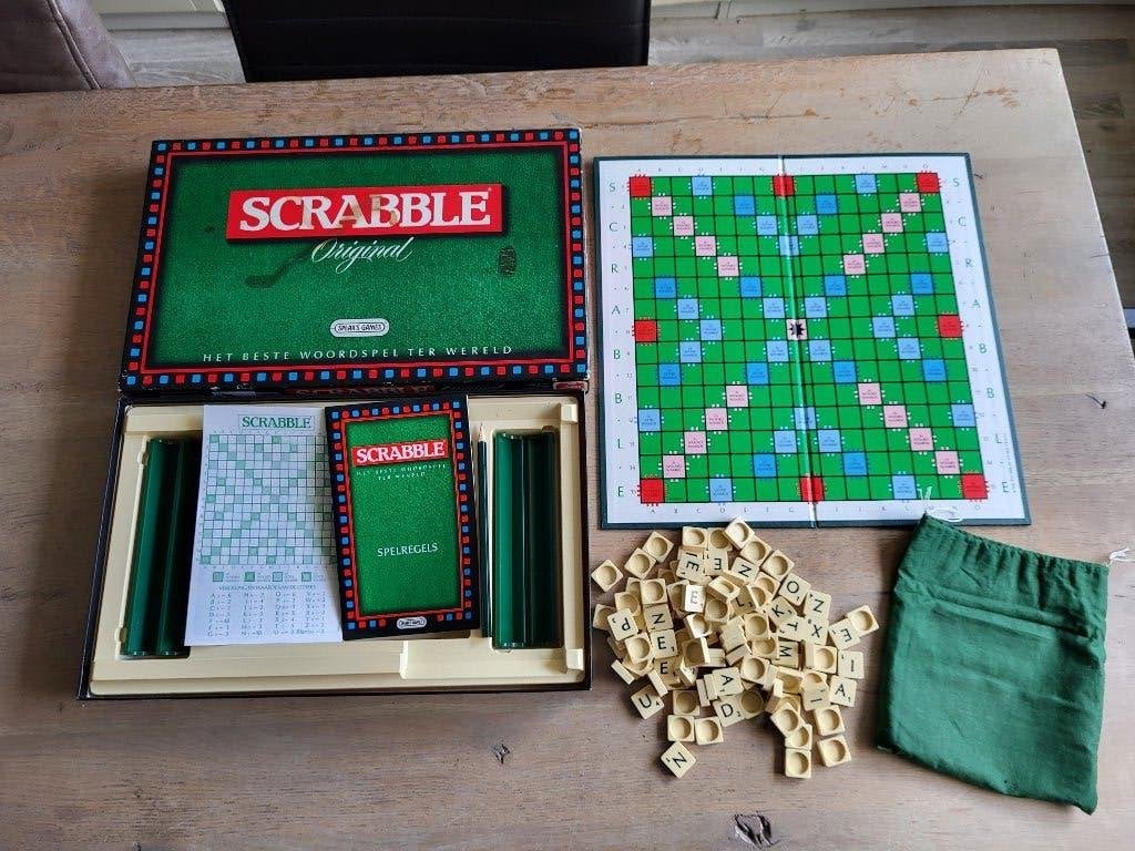 spel Scrabble original, Hobby en Vrije tijd, Gezelschapsspellen | Bordspellen, Een of twee spelers, Ophalen of Verzenden, Gebruikt