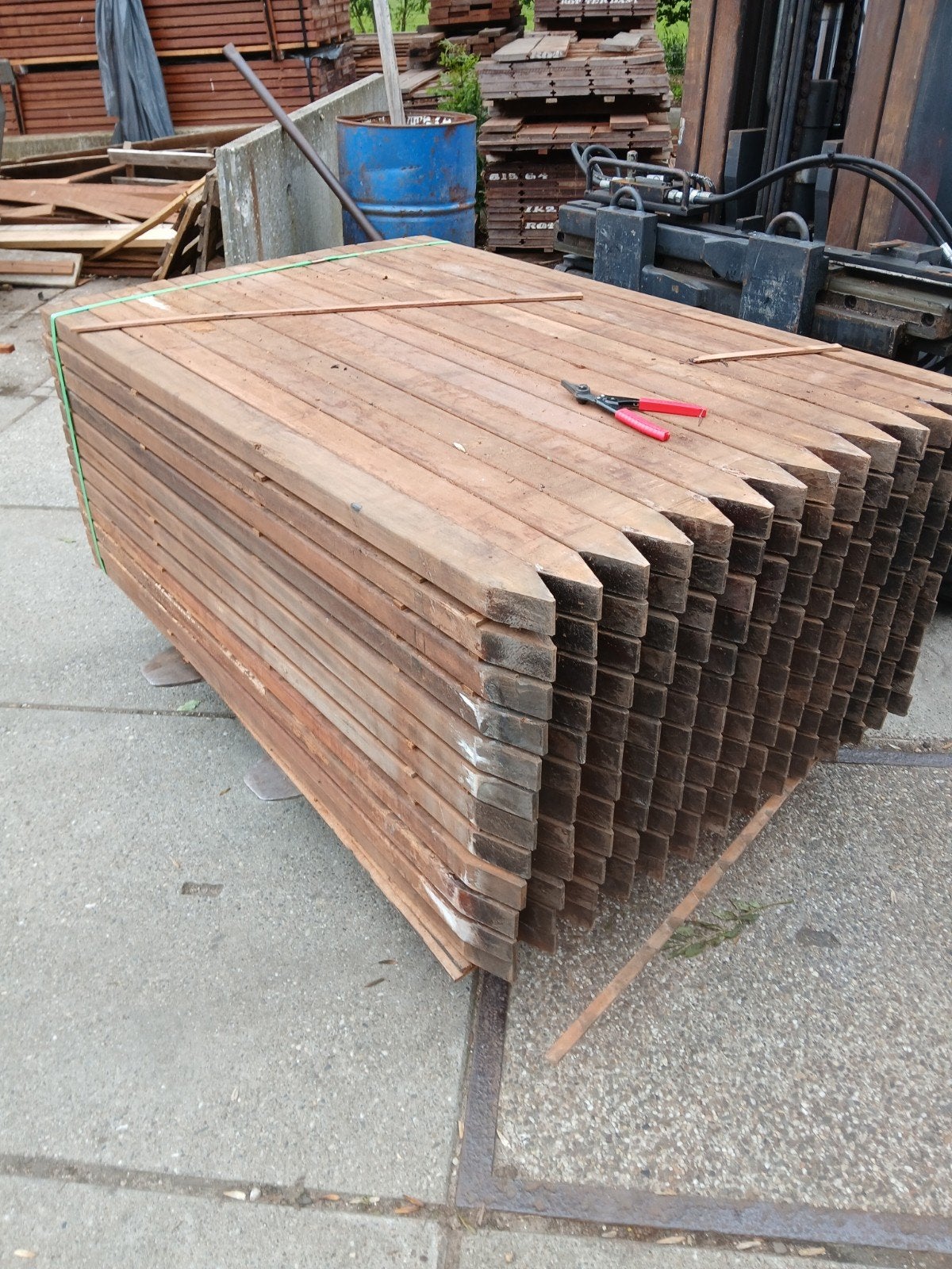 Nieuwe Harthouten Palen 45×70×1500 €5,50 per stuk, Ophalen, Nieuw, 250 cm of meer, Palen