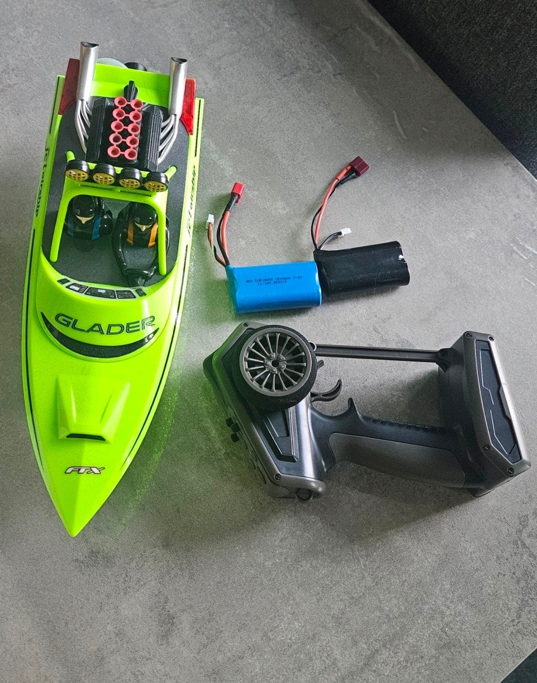 rc Boot, Ophalen, Zo goed als nieuw