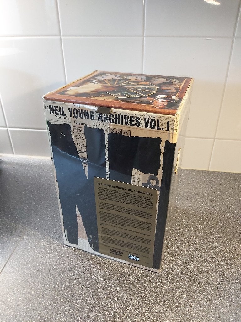NEIL YOUNG - ARCHIVES VOL. 1 (10 x DVD Boxset) (ongebruikt), Alle leeftijden, Ophalen of Verzenden, Zo goed als nieuw