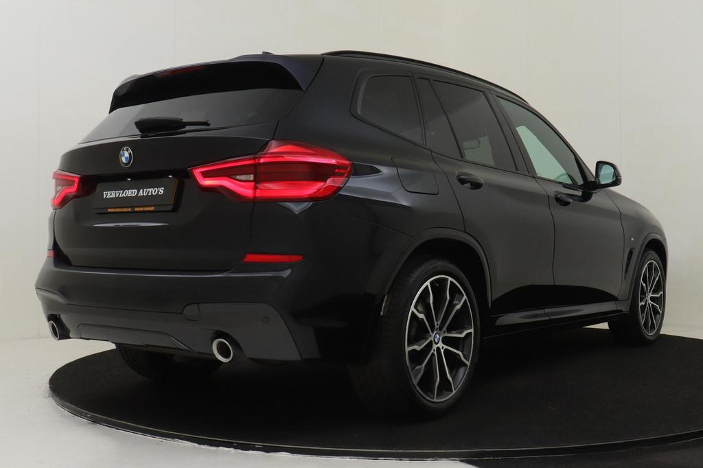 BMW X3 xDrive20i LAUNCH EDITION HIGH EXECUTIVE -PANO.DAK|HAR, Auto's, BMW, 1998 cc, Gebruikt, 4 cilinders, 2000 kg
