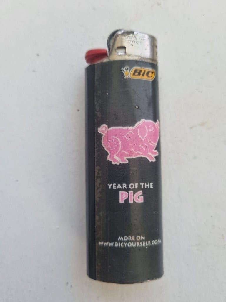 bic aansteker -year of the pig, Ophalen of Verzenden, Aansteker
