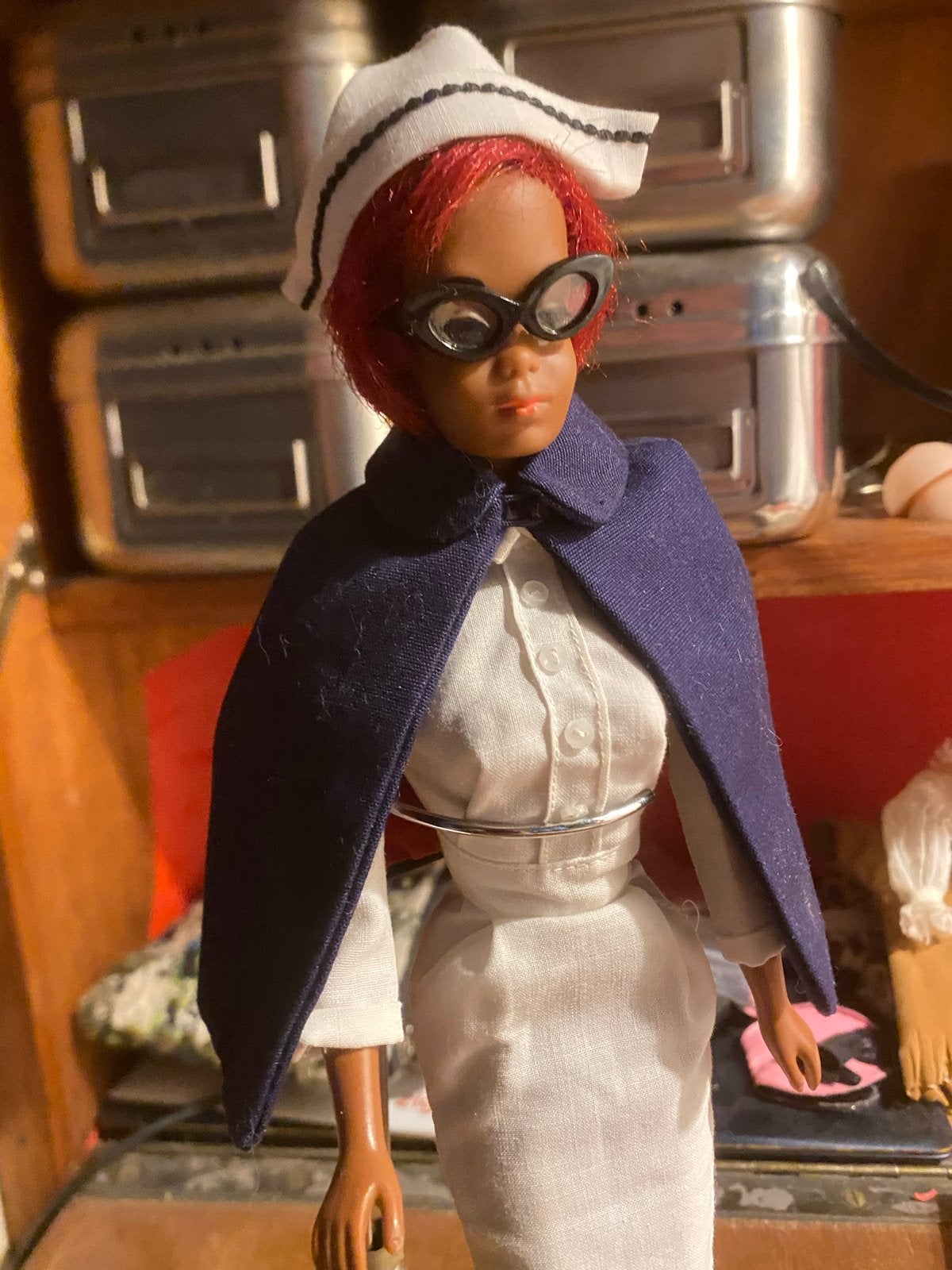 Julia Barbie in mint zuster outfit met accessoires, Ophalen of Verzenden, Gebruikt, Meisje