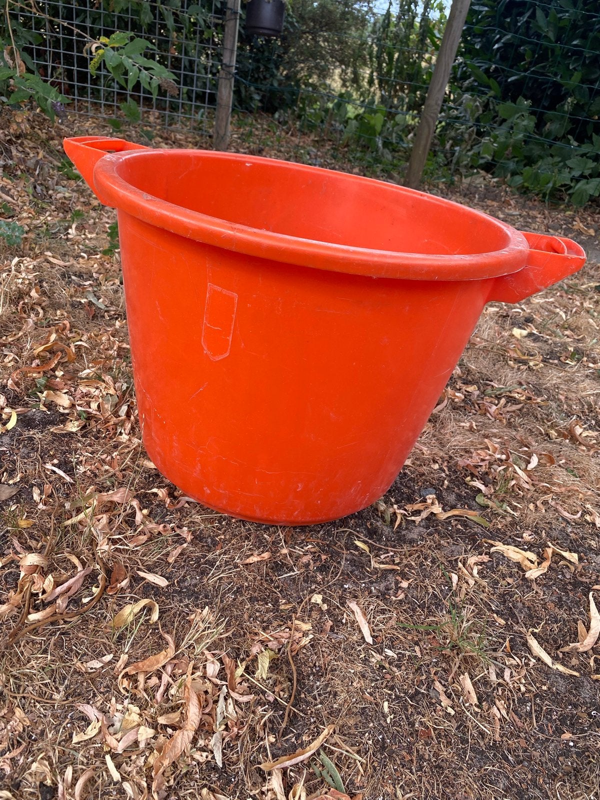 Retro Oranje Wasmand / Wastobbe met Handvaten, Ophalen, Vintage, Gebruikt, Kunststof