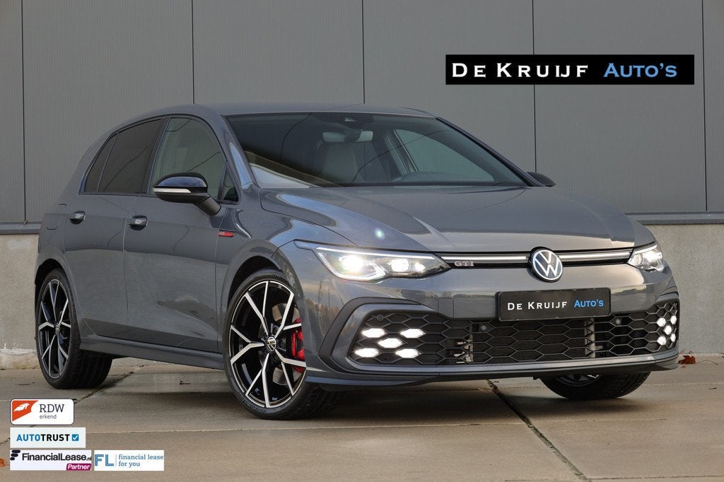 Volkswagen Golf GTI DCC IQ 19" Handbak! Uniek!, Auto's, Voorwielaandrijving, Gebruikt, 4 cilinders, 1984 cc