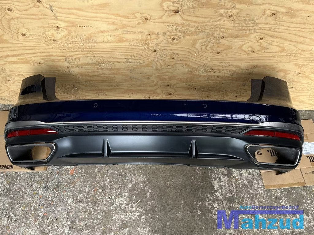 AUDI A4 B9 AVANT blauw achterbumper 2020-2024, Gebruikt, AUDI AG, Auto-Union-Strasse 1
85045  Ingolstadt, DE, Bumper
