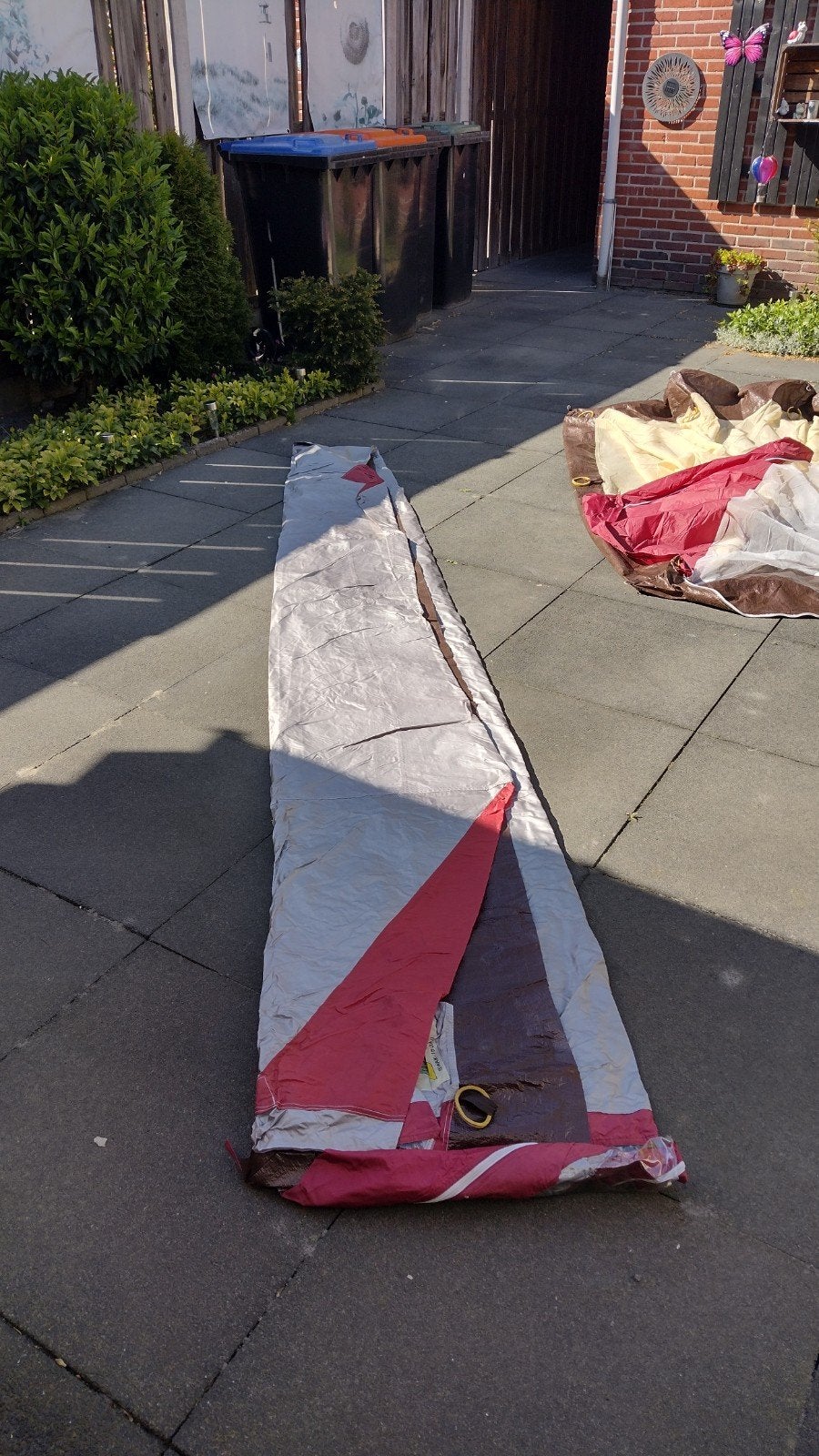 2-persoons tent rood/grijs met extra dik grondzeil, Caravans en Kamperen, Tenten, Ophalen