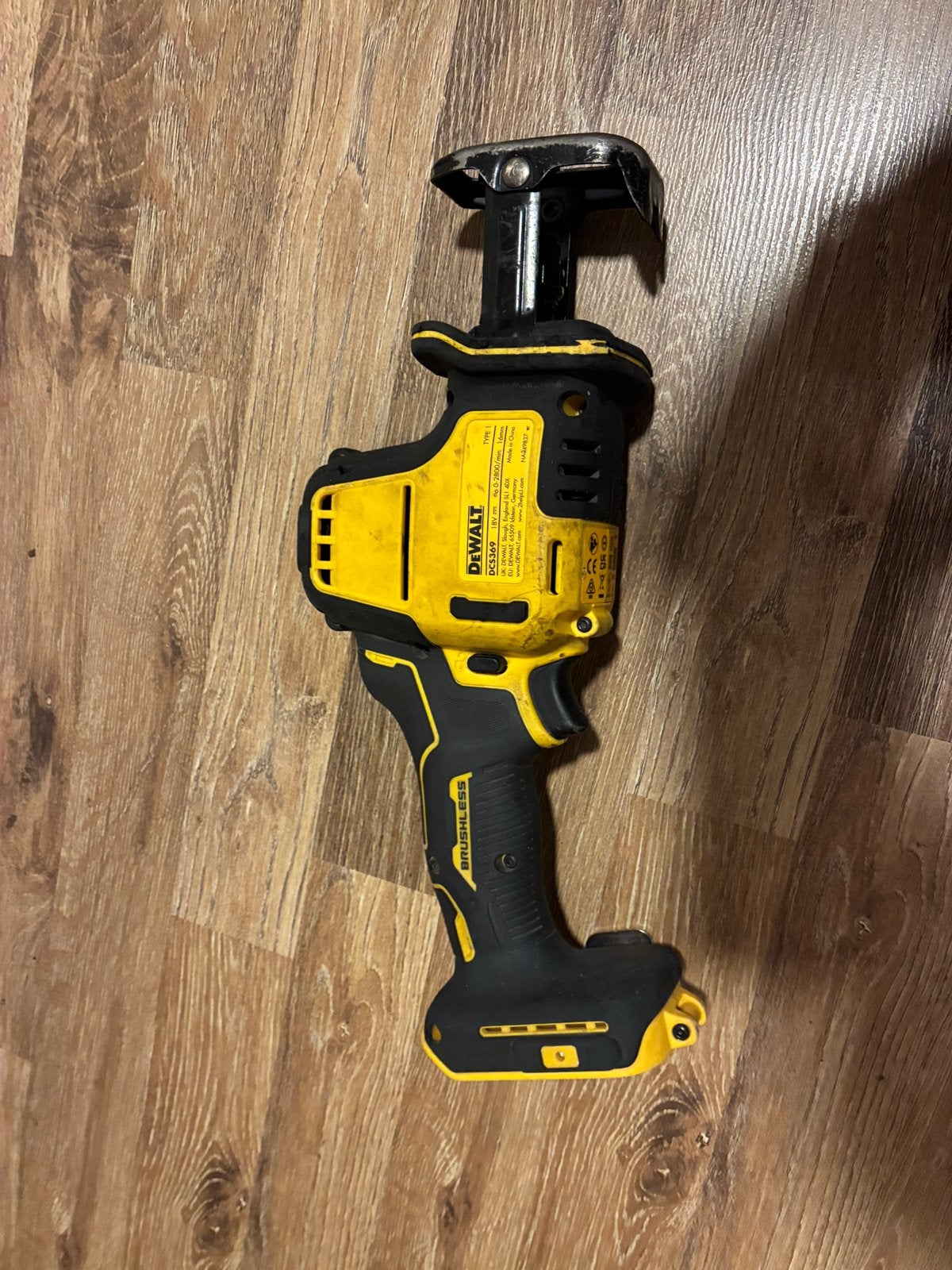 Foto 6 van DeWALT 18V XR Reciprozaag DCS369 met accu en TSTAK koffer