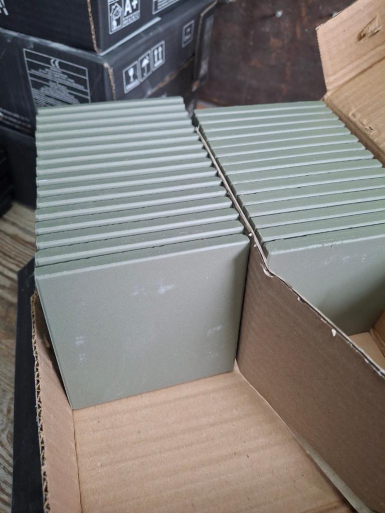 80 groene winckelmans 10x10 tegels, Ophalen, Keramiek, Nieuw, Minder dan 20 cm