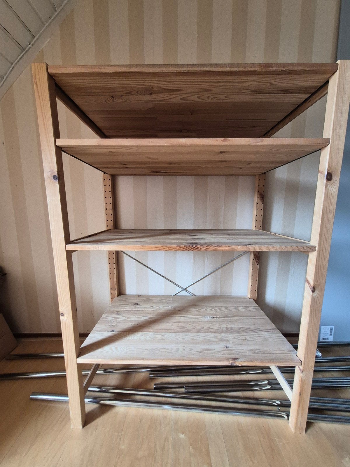 Ikea Ivar stellingkast grenen H124xB90xD50 met extra pinnen, Ophalen, Zo goed als nieuw