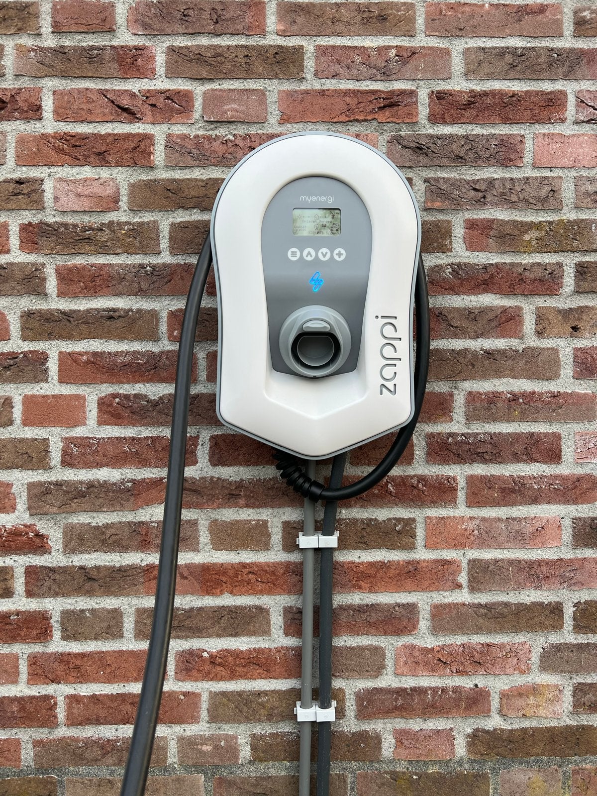 Myenergi Zappi V2 Laadpaal met 6,5m kabel, Ophalen of Verzenden, Gebruikt, Laadpaal en Laadkabel