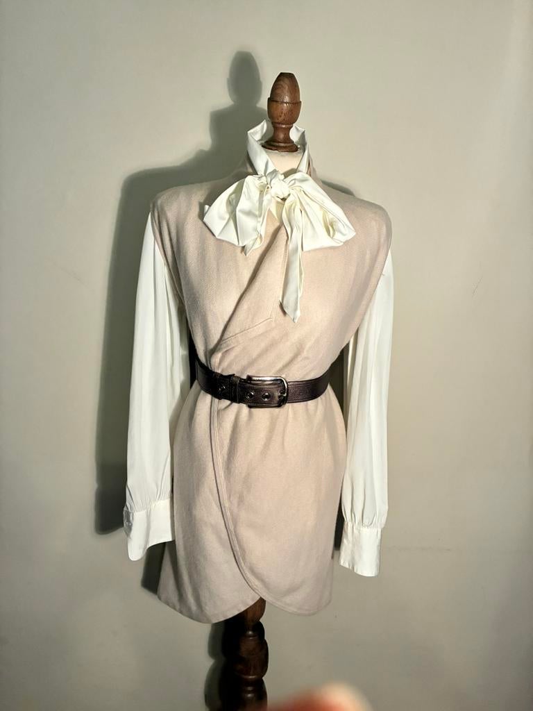 MAX MARA VEST CASHMERE/WOL ECRU, Kleding | Dames, Truien en Vesten, Zo goed als nieuw, Maat 38/40 (M), Roze, Verzenden