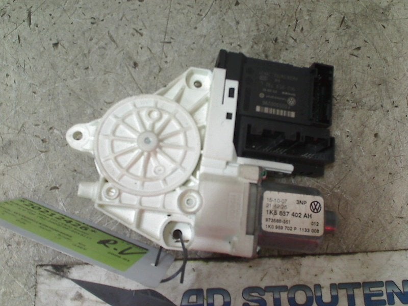 Motor Raammechaniek Rechts Voor Jetta III (1K2) 2008, Gebruikt, Volkswagen, Volkswagen AG, Kundenbetreuung@volkswagen.de