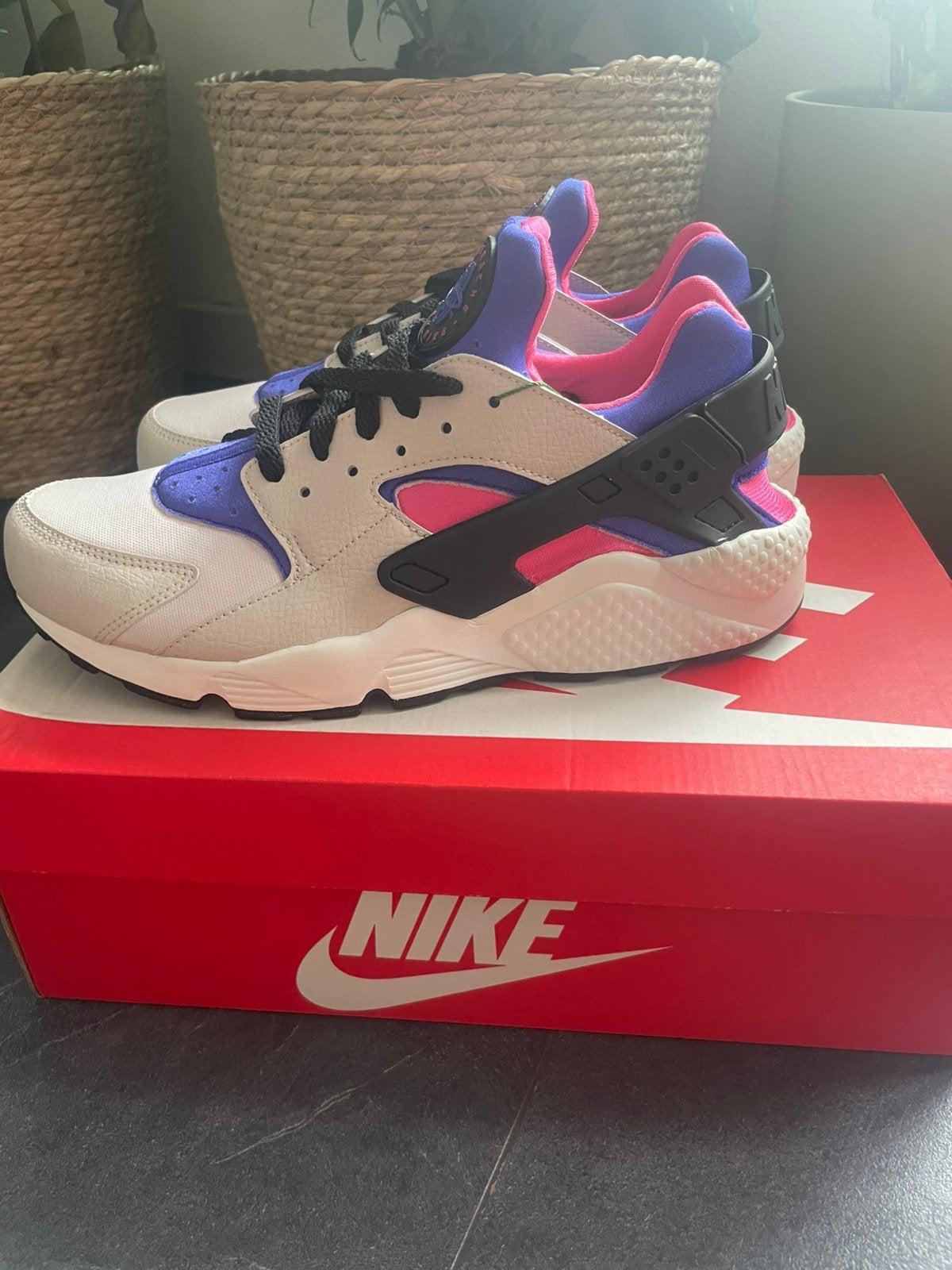Nike Air Huarache Desert Sand! Nieuw! Maat 43! OG, Overige kleuren, Nieuw, Ophalen of Verzenden, Sneakers of Gympen