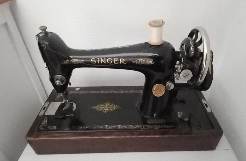 Singer handnaaimachine, Ophalen