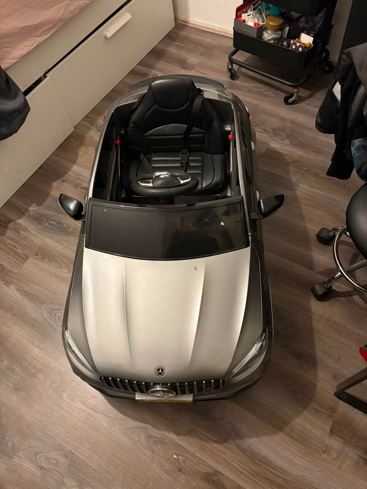Mercedes-Benz GLC63S kinderauto met afstandsbediening, Ophalen, Gebruikt, Afstandsbediening