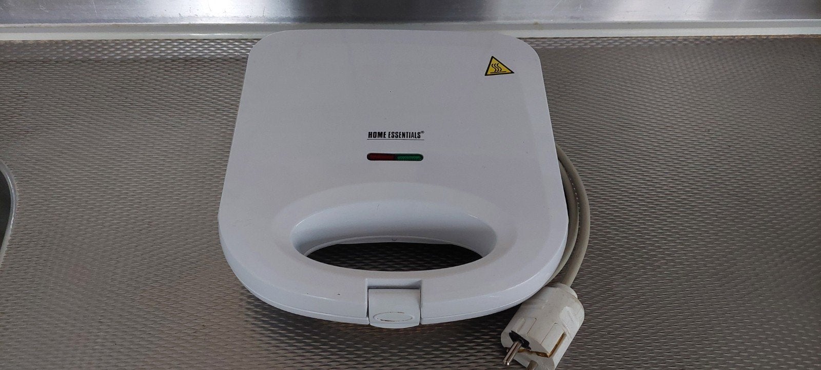 Home Essentials AST-2000W Grill/Tosti-ijzer, Witgoed en Apparatuur, Ophalen, Gebruikt