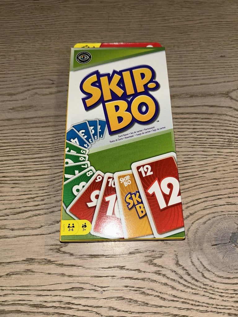 Skip-Bo kaartspel - Nieuw in doos, nooit gebruikt, Hobby en Vrije tijd, Mattel, Service.mattel.com, Nieuw, Ophalen of Verzenden