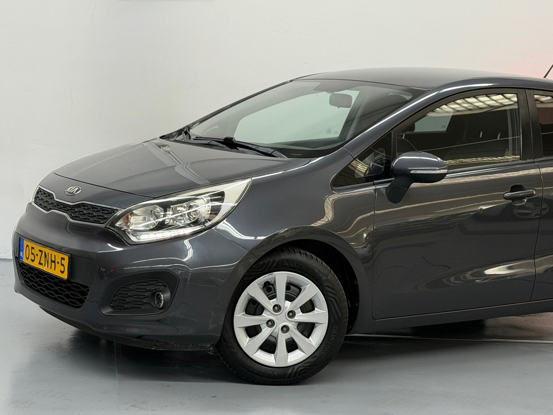 Kia Rio 1.2 CVVT Design Edition Nieuwe Koppeling Cruise Airc, Auto's, Euro 5, 4 cilinders, Origineel Nederlands, Bedrijf