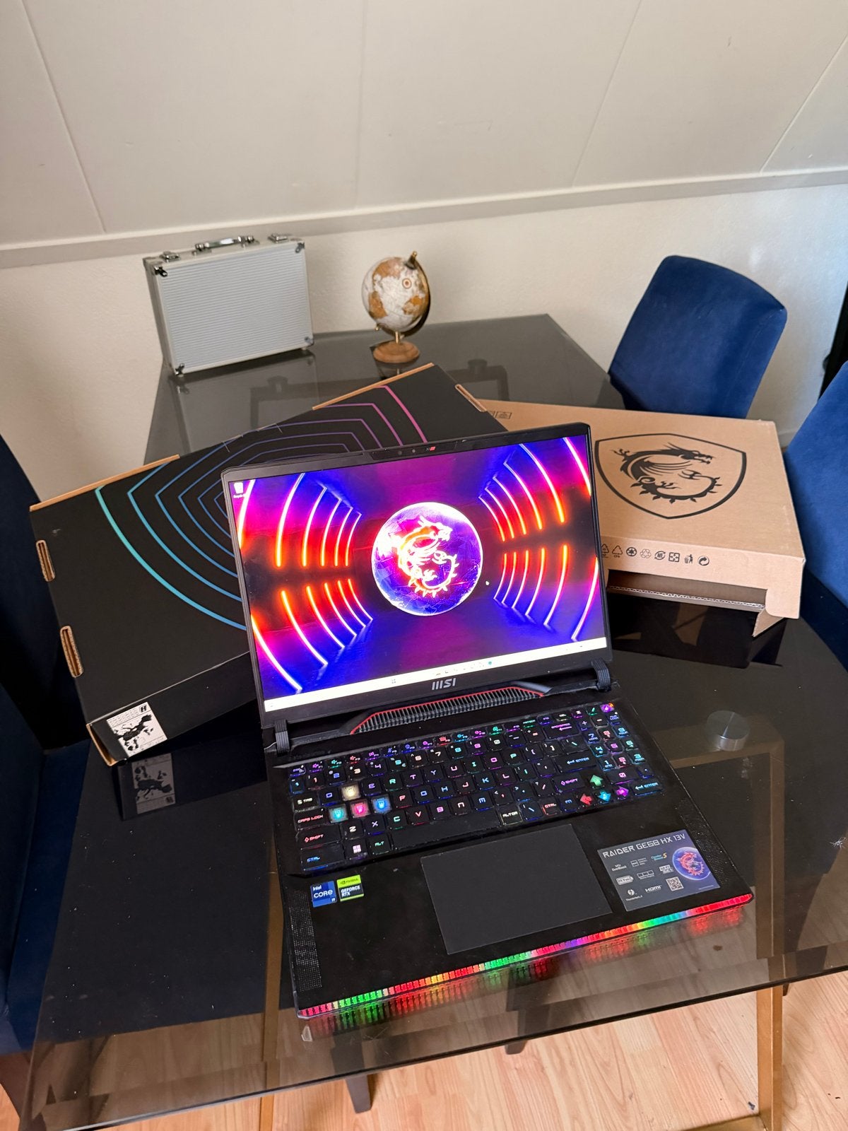 MSI Raider GE68HX 13V Gaming Laptop - Nieuwprijs 2.399, Ophalen of Verzenden, Zo goed als nieuw, Gaming, SSD