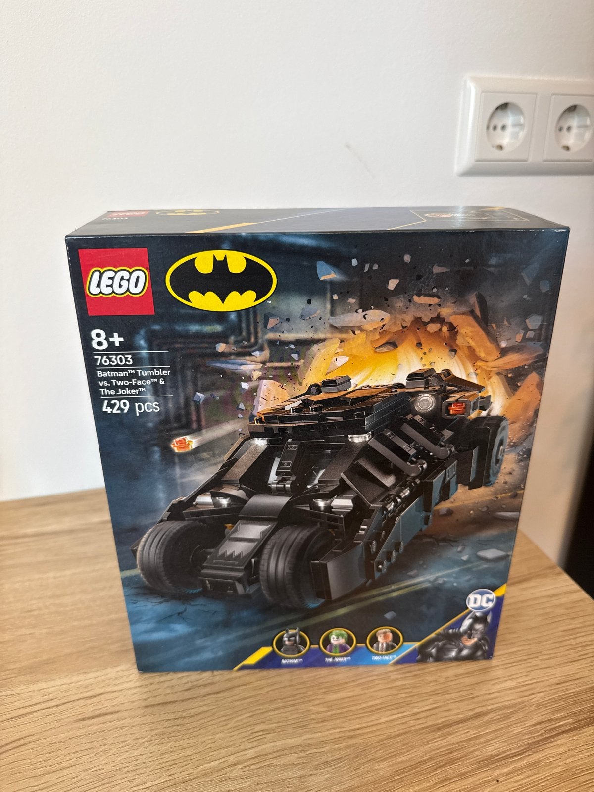 LEGO Batman Tumbler 76303 - Nieuw in doos, Inclusief minifiguren, Overige thema's, Lego, Nieuw