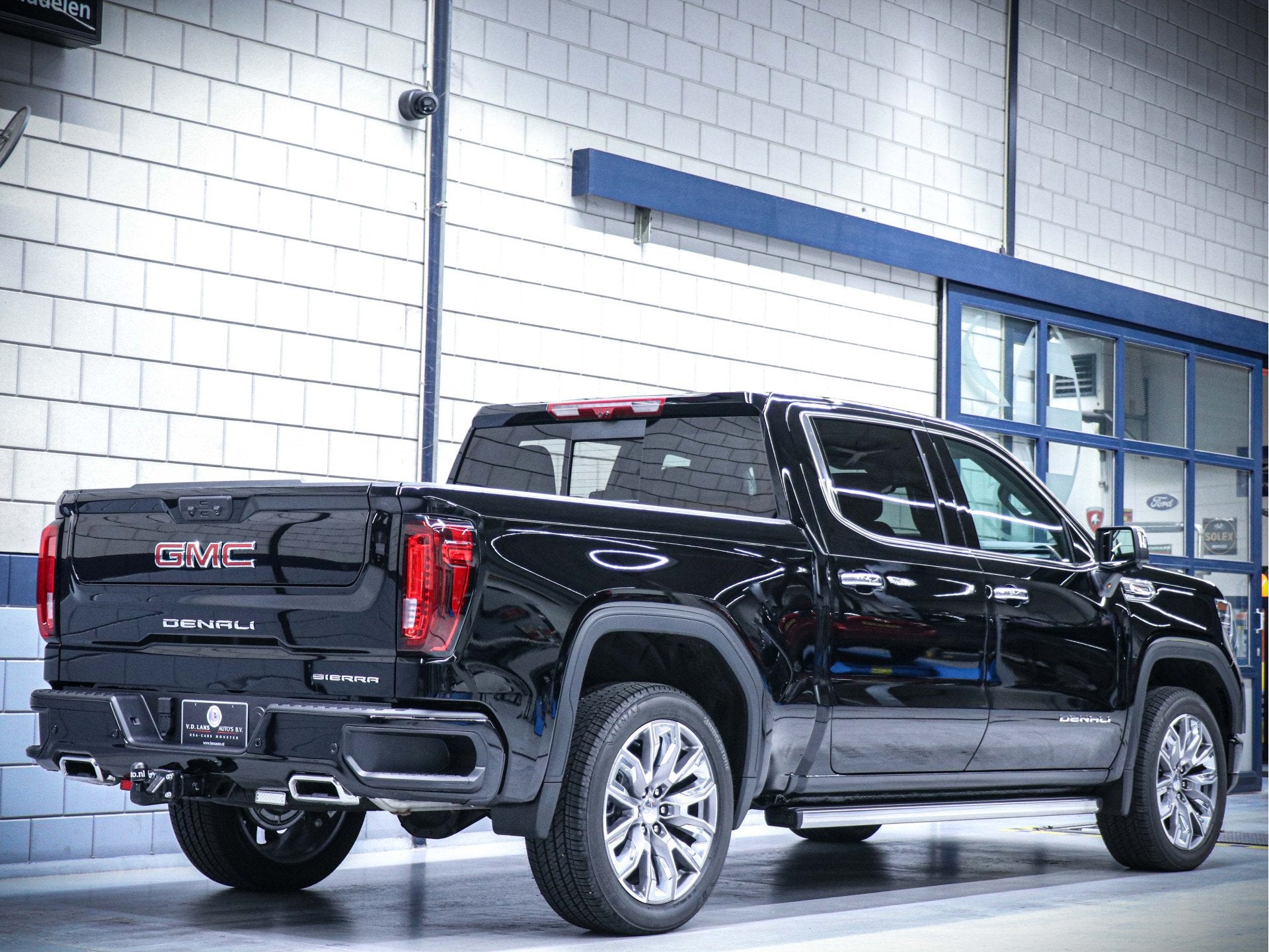 GMC Sierra 1500 Denali | Full option | 6.2L V8 (bj 2024), Auto's, Automaat, Dealer onderhouden, Gebruikt, Zwart