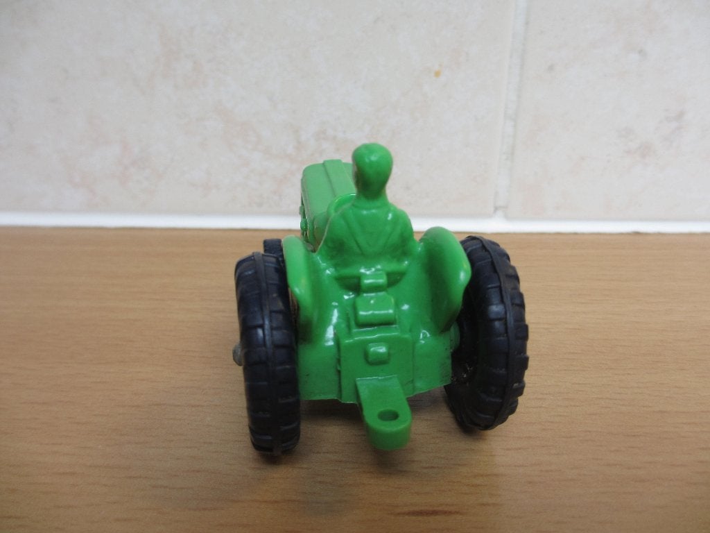 uniek Tomte tractor groen andere bretels ander groter hoofd, Ophalen of Verzenden
