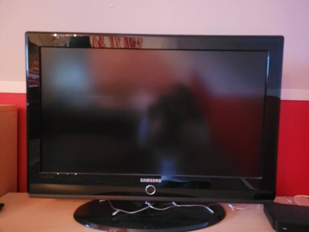 Samsung zwarte tv, 50 Hz, Ophalen of Verzenden, Zo goed als nieuw, Samsung