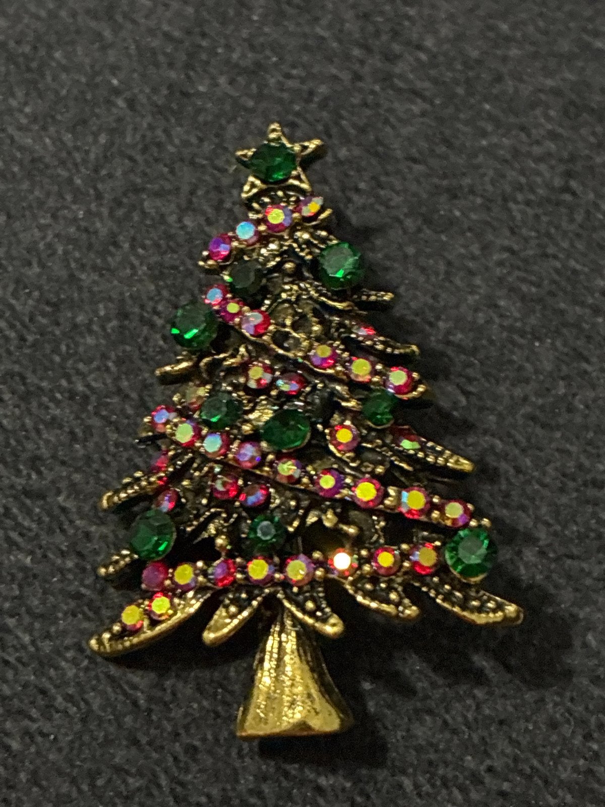 Kerstboom Broche / hanger met Kleurrijke Strass Steentjes, Overige materialen, 4 tot 7 cm, Overige kleuren, Ophalen of Verzenden