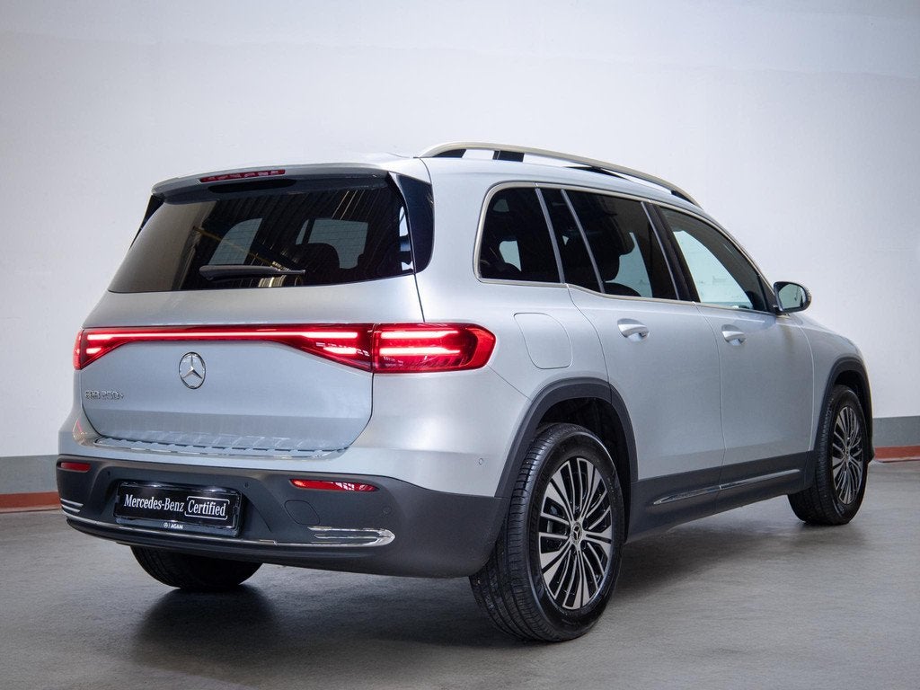 Mercedes-Benz EQB 250+ Business Solution Luxury 71 kWh |Pano, Auto's, Mercedes-Benz, 2005 kg, 445 min, Origineel Nederlands, SUV of Terreinwagen