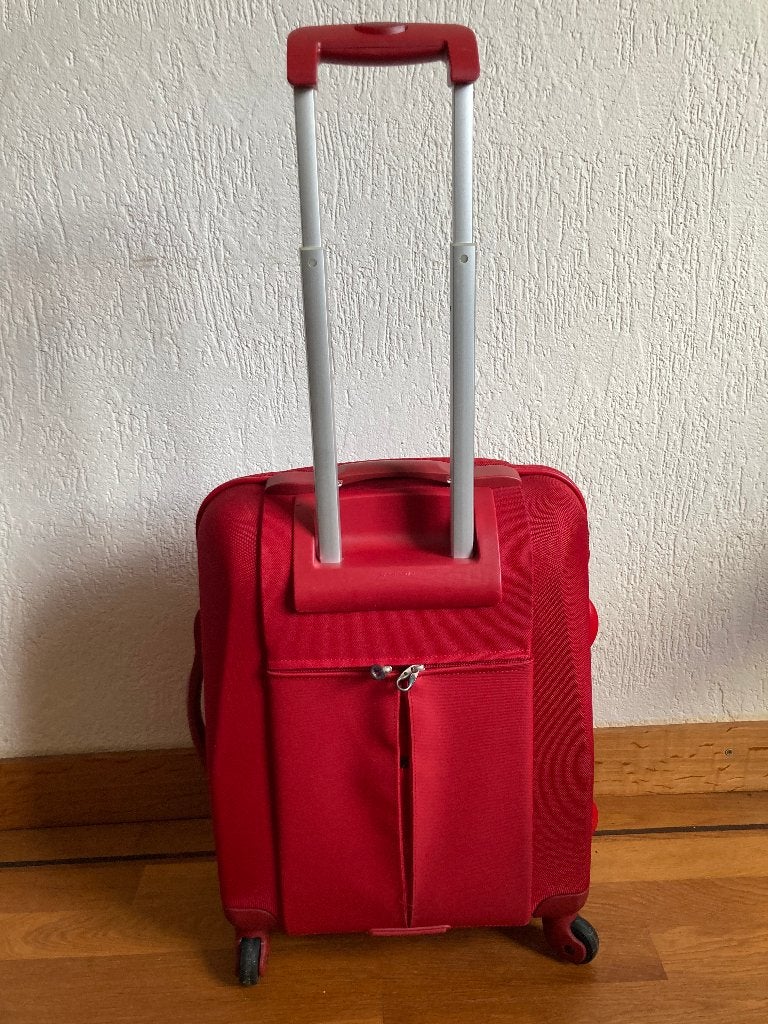 Rode rood Samsonite trolley rolkoffer koffer op 4 wieltjes, 50 tot 60 cm, Hard kunststof, Ophalen of Verzenden, Zo goed als nieuw