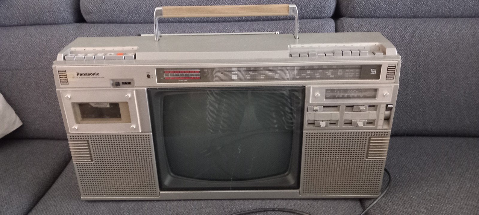 Vintage Panasonic Boombox met TV en Cassettedeck, Audio, Tv en Foto, Vintage Televisies, Ophalen of Verzenden, Gebruikt, Minder dan 40 cm