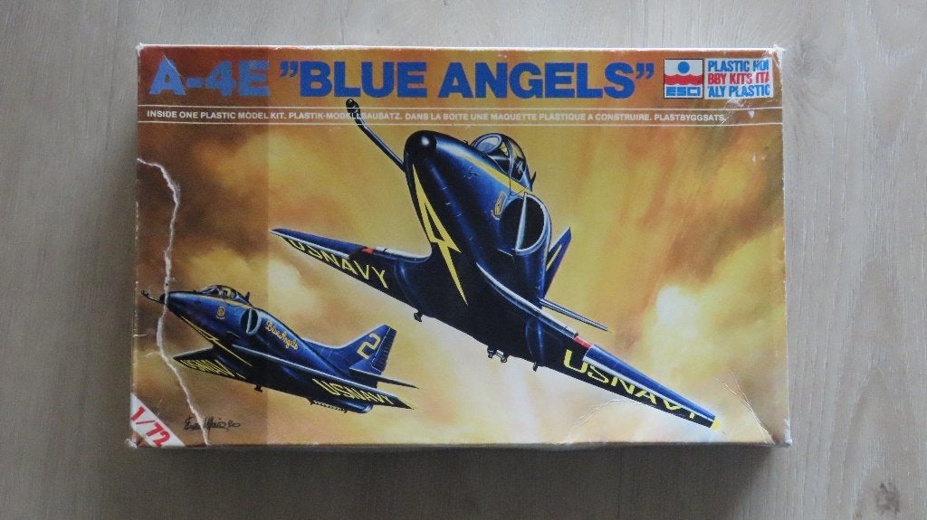 A4-E Skyhawk 'Blue Angels' Esci 1/72, Ophalen of Verzenden, Gebruikt, 1:72 tot 1:144, Overige merken