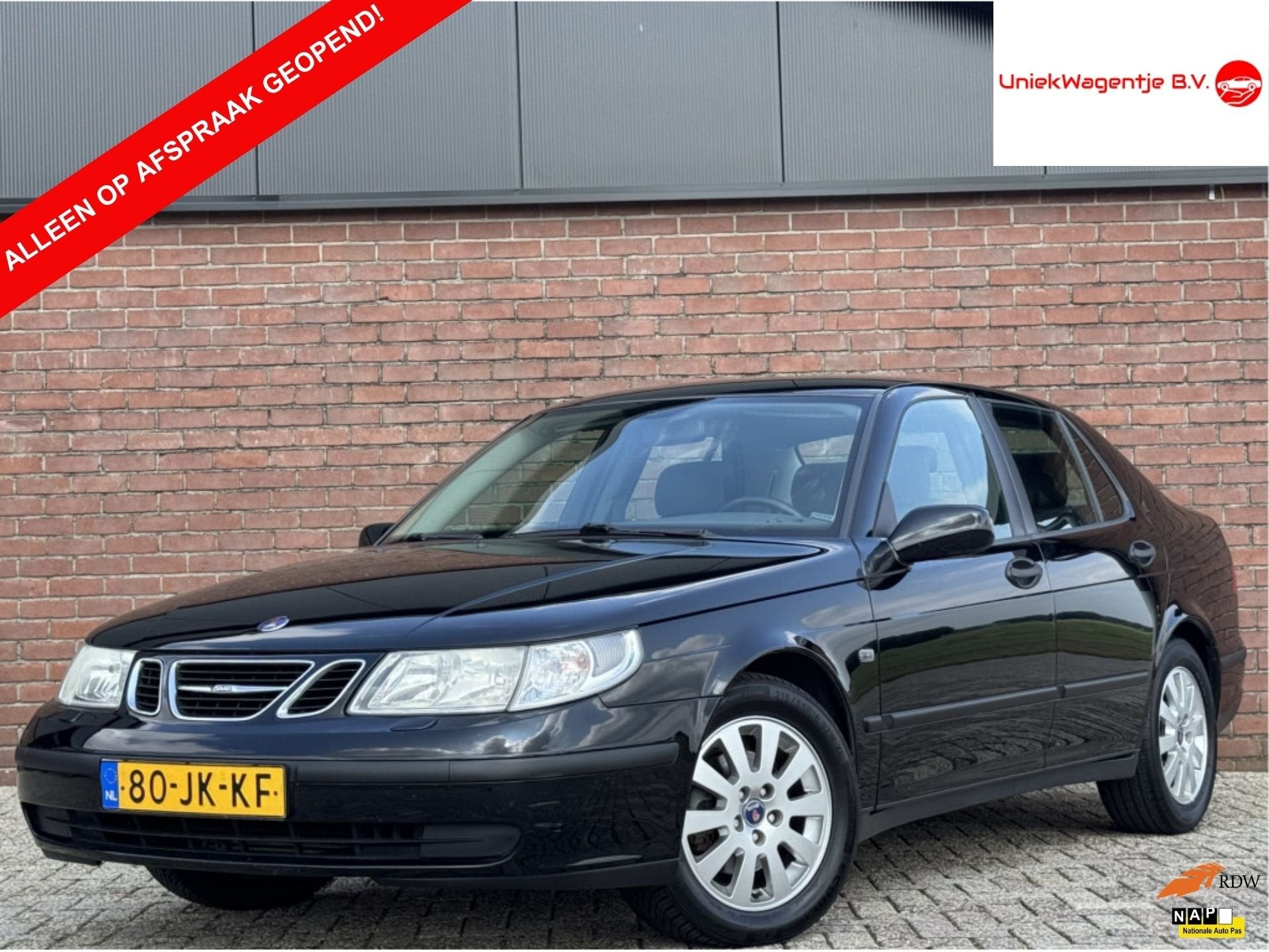 Saab 9-5 2.3T LINEAR | NL-AUTO! | CRUISE! | CLIMA! | VELGEN!, Auto's, Stof, Zwart, 4 cilinders, 2290 cc