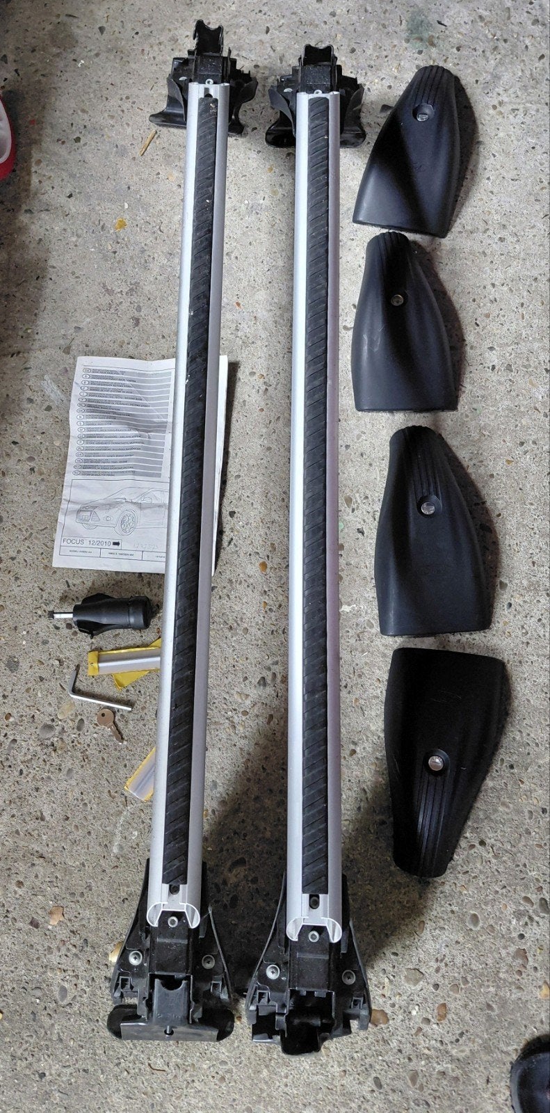 Ford Focus dakdragers (2010-2018), Ophalen, Gebruikt