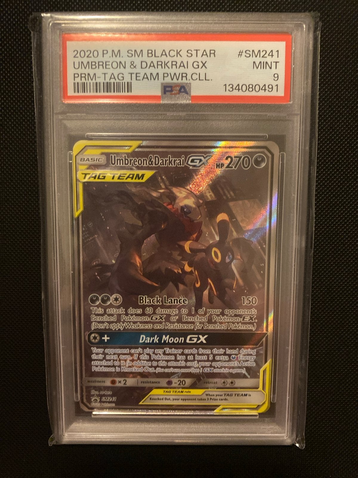 Umbreon & Darkrai GX PSA 9 Mint Pokémon Kaart SM241, Ophalen of Verzenden, Zo goed als nieuw, Losse kaart