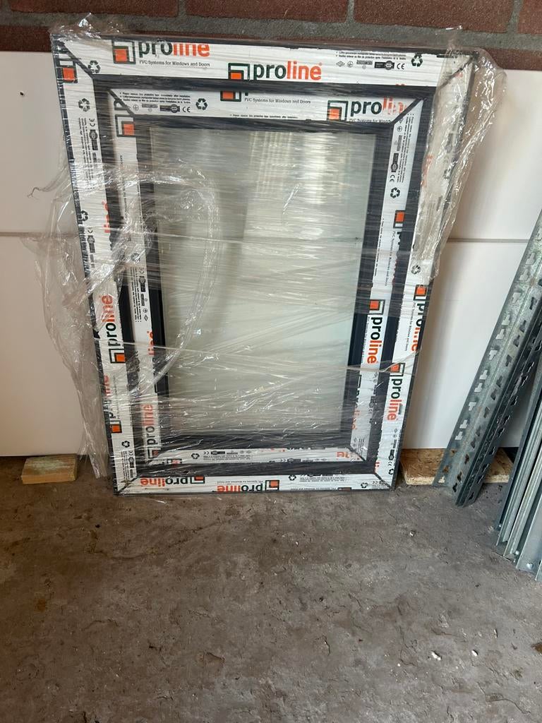 Raam kozijn met kiepraam, Doe-het-zelf en Verbouw, Glas en Ramen, Ophalen, Gevelraam of Ruit, Minder dan 80 cm, 80 tot 120 cm