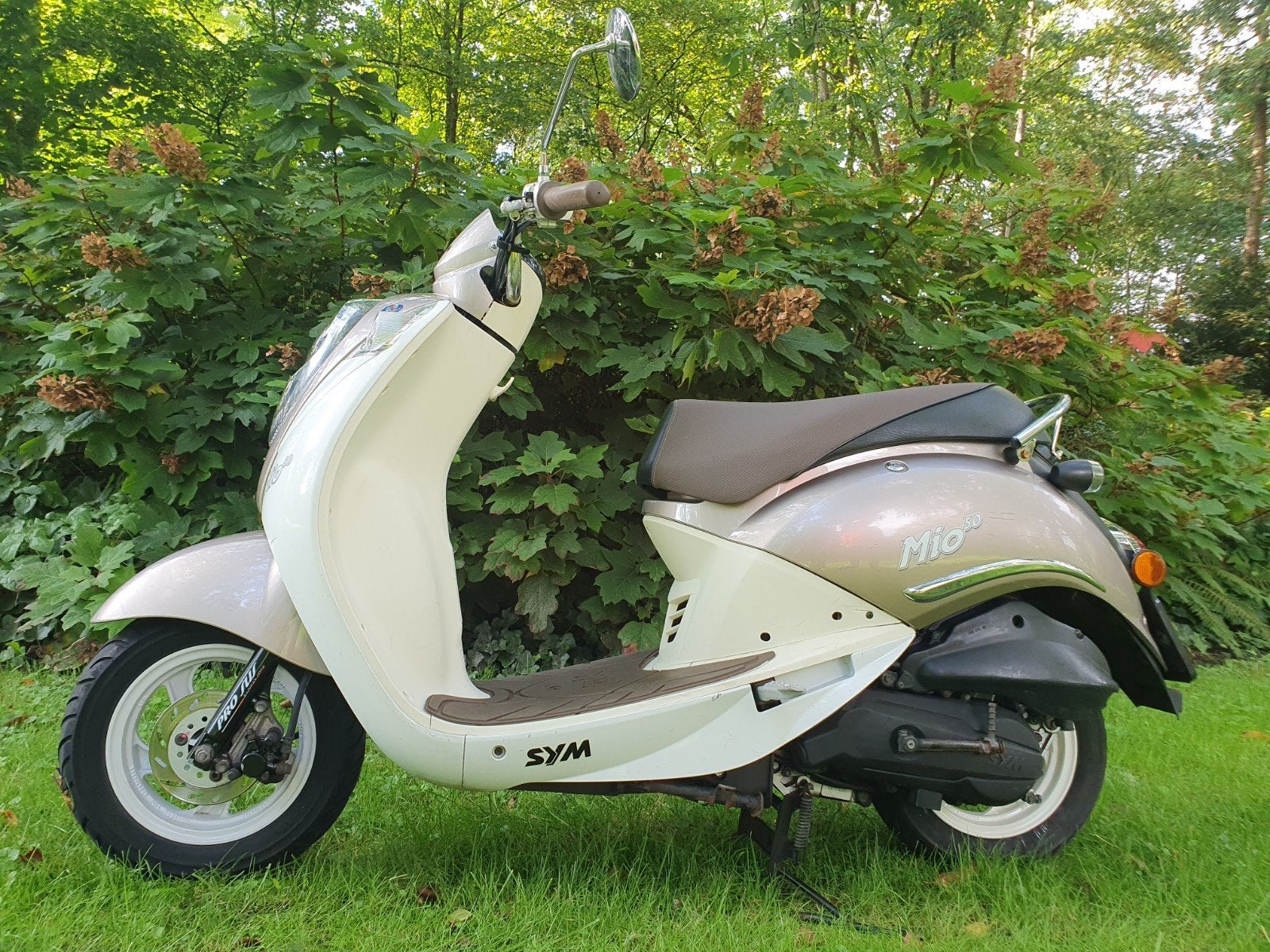 Super mooie goede Sym Mio50 bj2015 geel bromkenteken., Maximaal 45 km/u, 49 cc, Zo goed als nieuw, Benzine